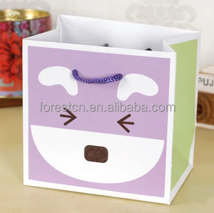 Cute cartoon birthday gift gift bag children holiday bag baby gift paper bag