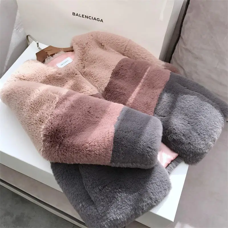 Women hairy raccoon fur long sleeve jacket With Great Price