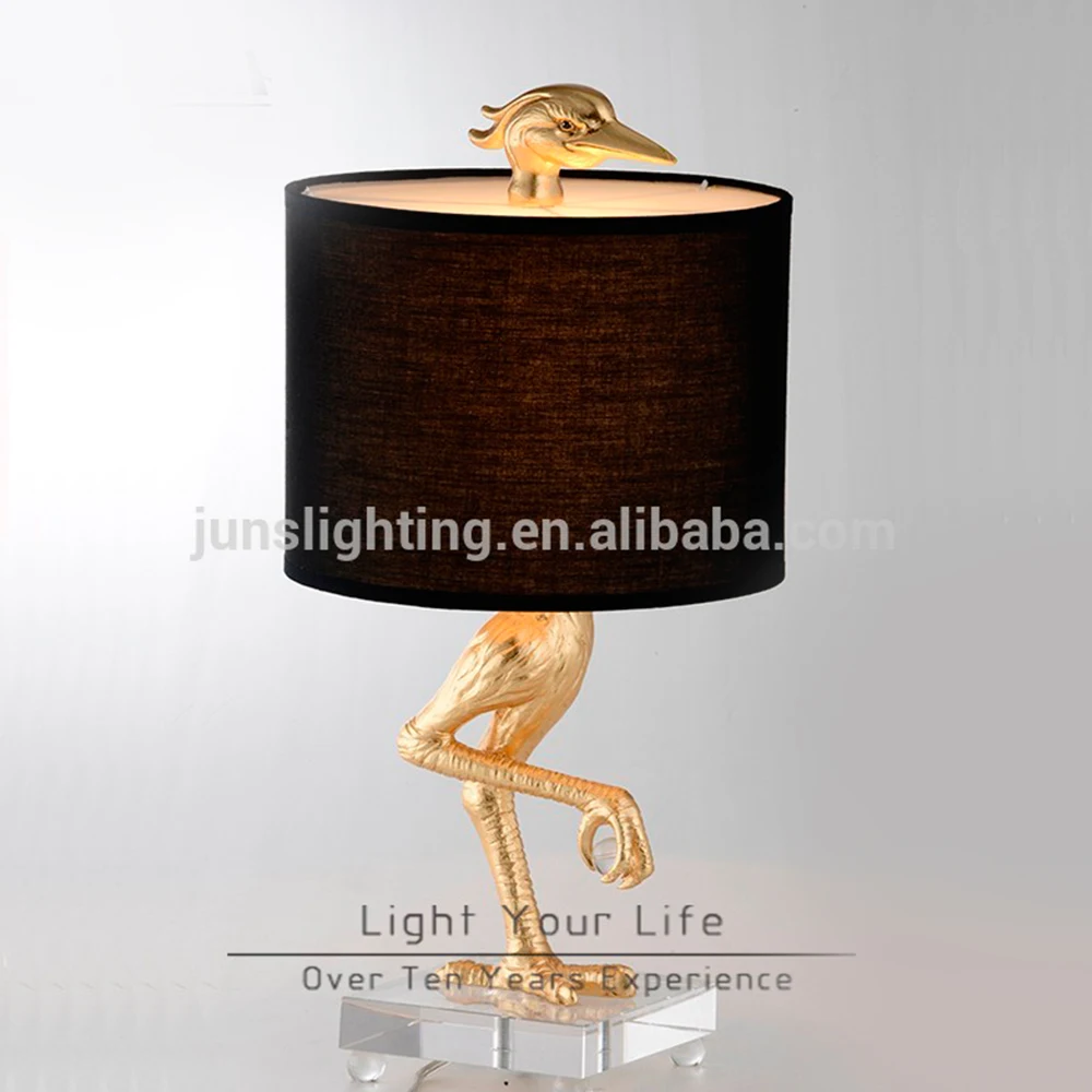 Hot Design Special Design Animal Shape Crane Artistic Gold Table Lamps Custom Hotel Engineering Table Lamp