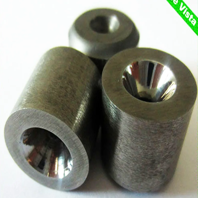 extrusion die with spiral mandrel