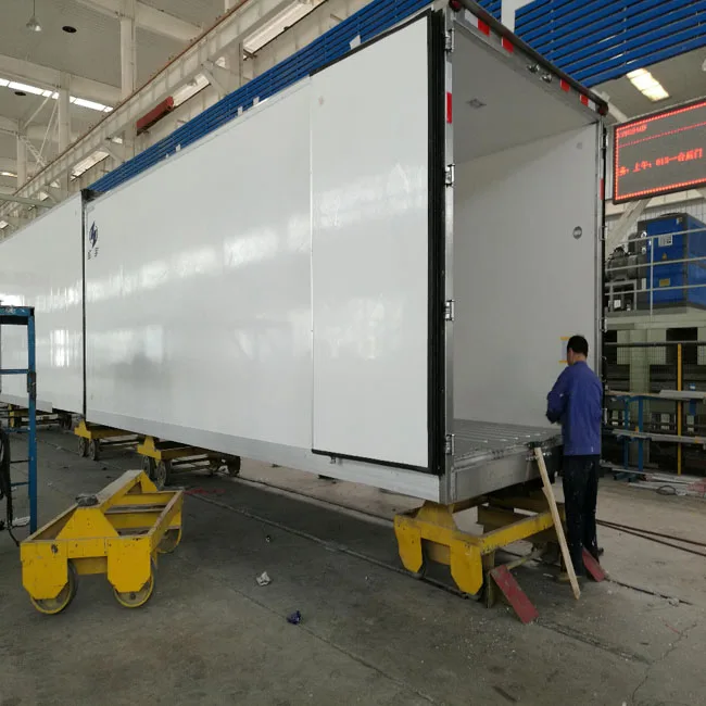 Hot Sale! cheapest 0.5-1.5 Tons small refrigerated truck mini freezer box truck