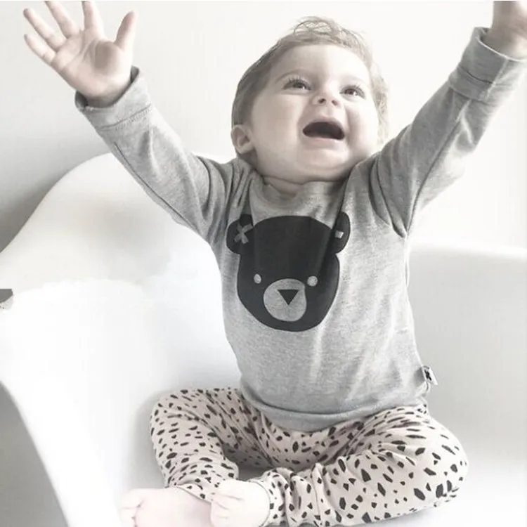 Retail 2016 New baby born baby girl boy clothes Cartoon long sleeved bear head set 2pcs