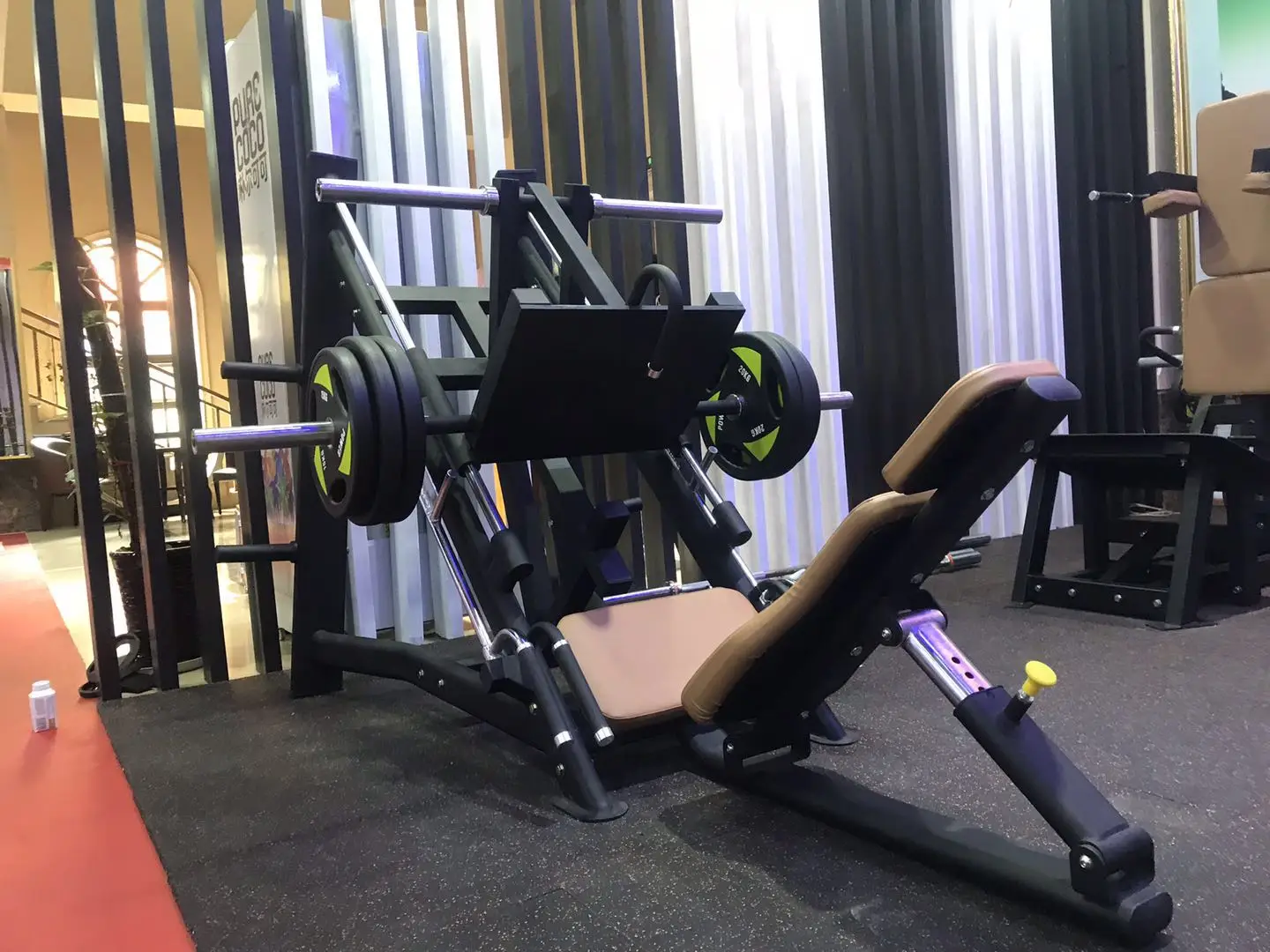 Huiti Fitness commercial machine plate loaded strength training machine leg exercise LINEAR LEG PRESS HT-M12