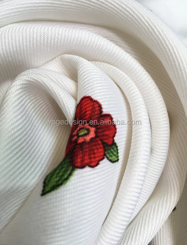 Best supplier Russian style bulk buy islamic wrap shawl scarfs boho hijab print lady viscose square floral scarf