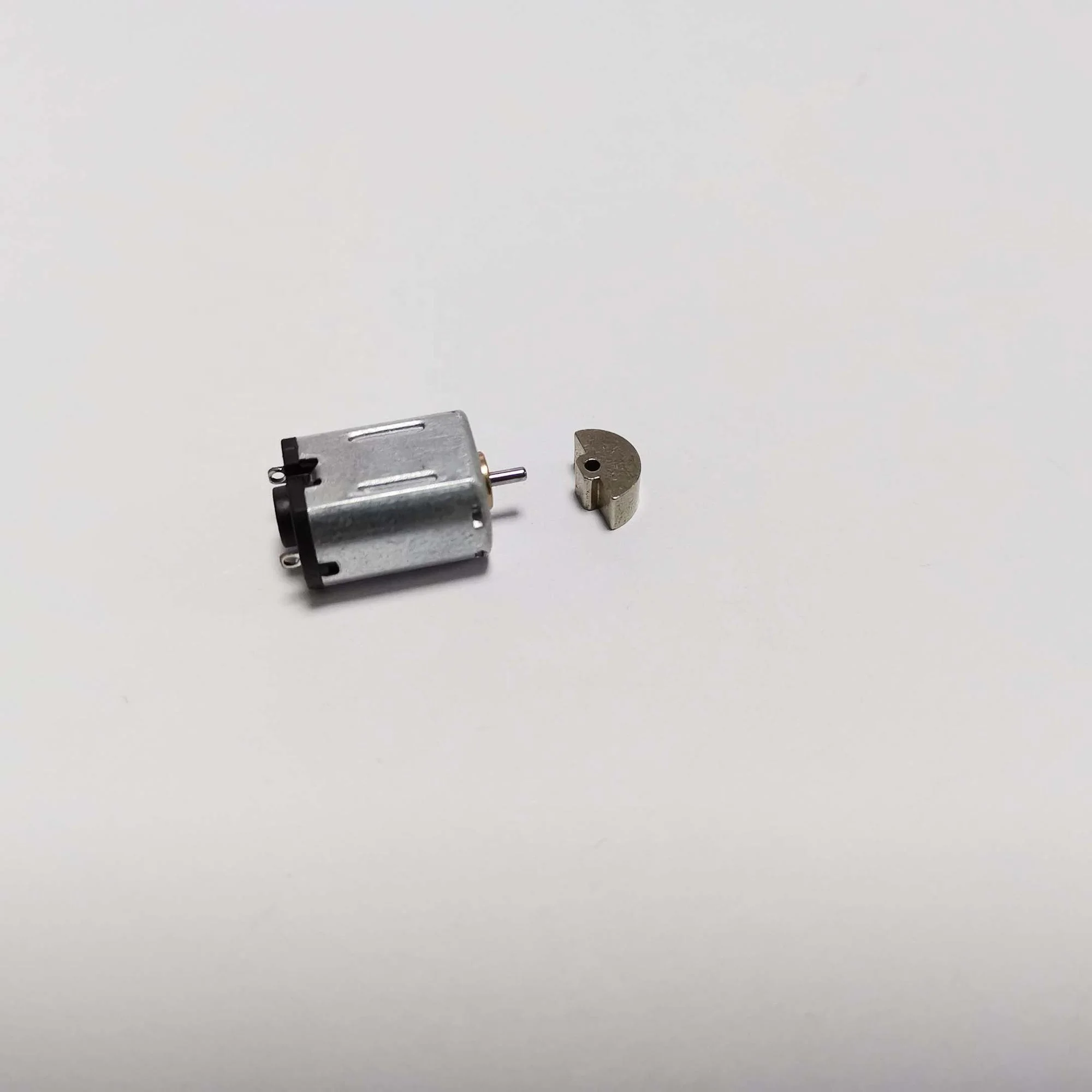 Stable performance 8500rpm dc electric vibration motor with R4.2*4.0 tungsten alloy head