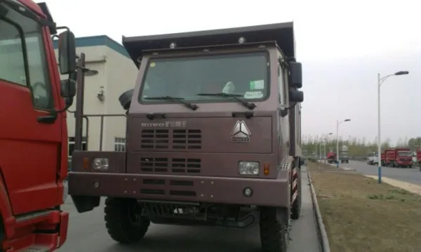laos truck Sinotruk 70 Ton Howo Truck/Dump truck 6*4 Mining Tipper