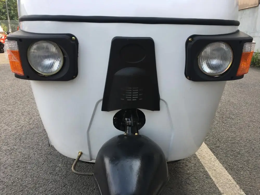 60V 1500W Electric rickshaw three wheel paasenger adults Bajaj