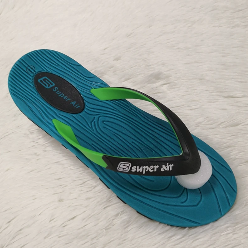 High Quality Mens Embossed Flip Flops Sport Slippers Beach Blank PVC EVA Flip Flop Slippers For Men Custom Logo