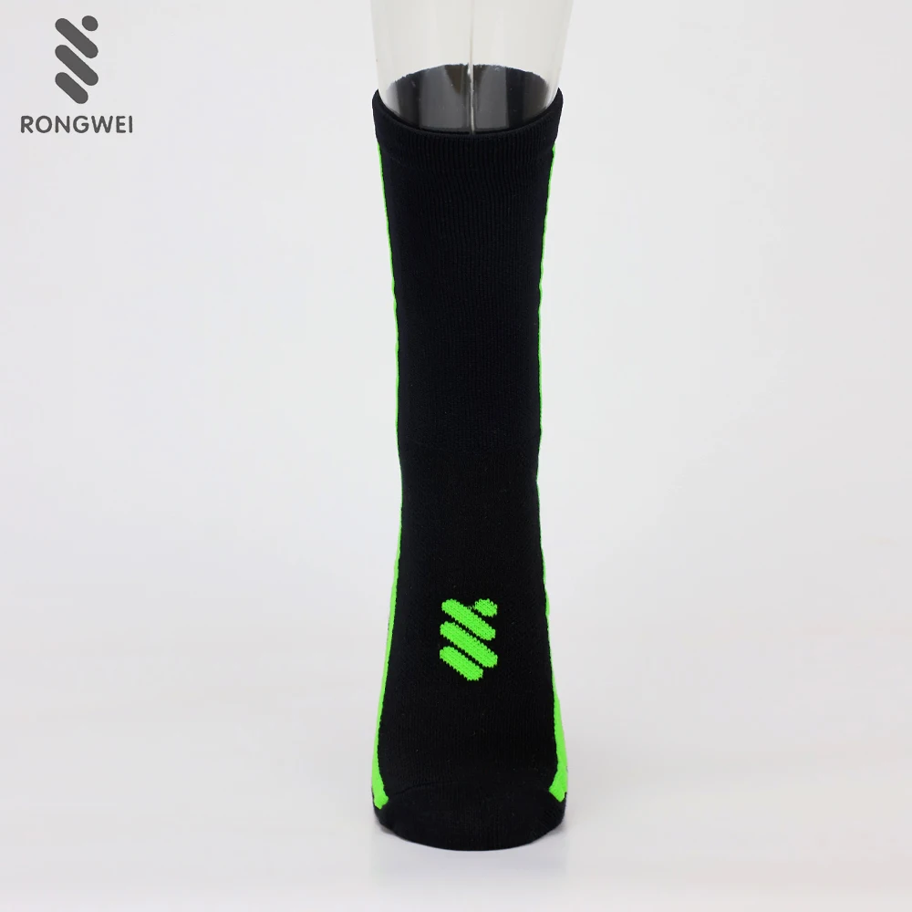 2019 New Arrive Custom Knitting Logo Sports Cycling Socks