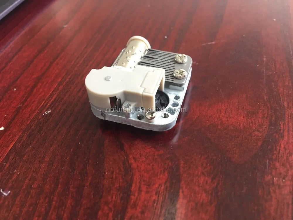 Musical movements wind up mini music box for sale