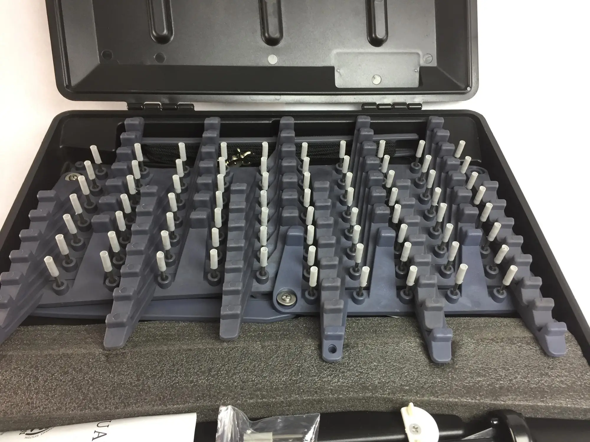 Stinger spike strips System 3 meter Spikes Strip Tyre Killer deflation device Tire Spikes for traffic intercept control