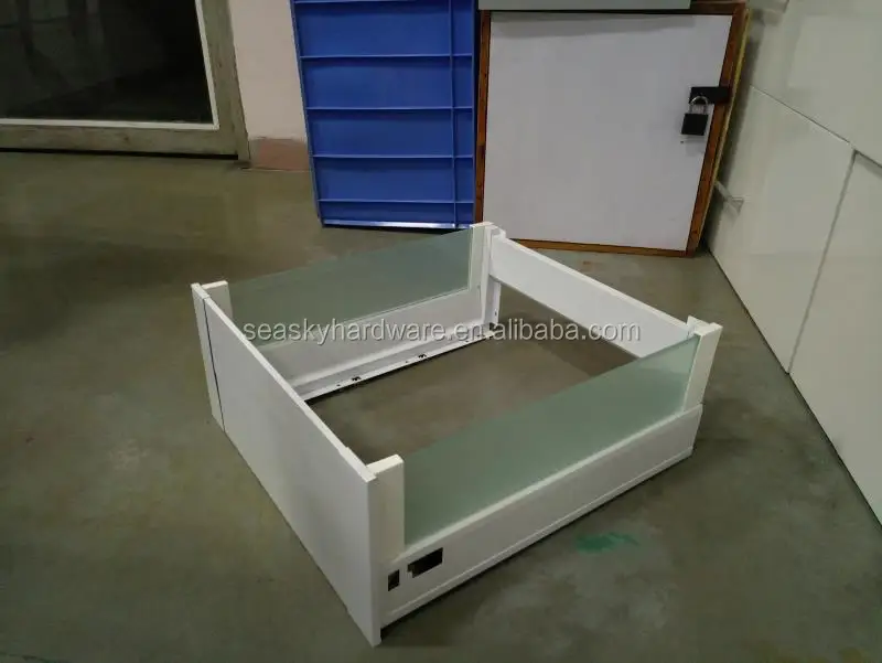 
Double Wall Drawer With The Glass Side 