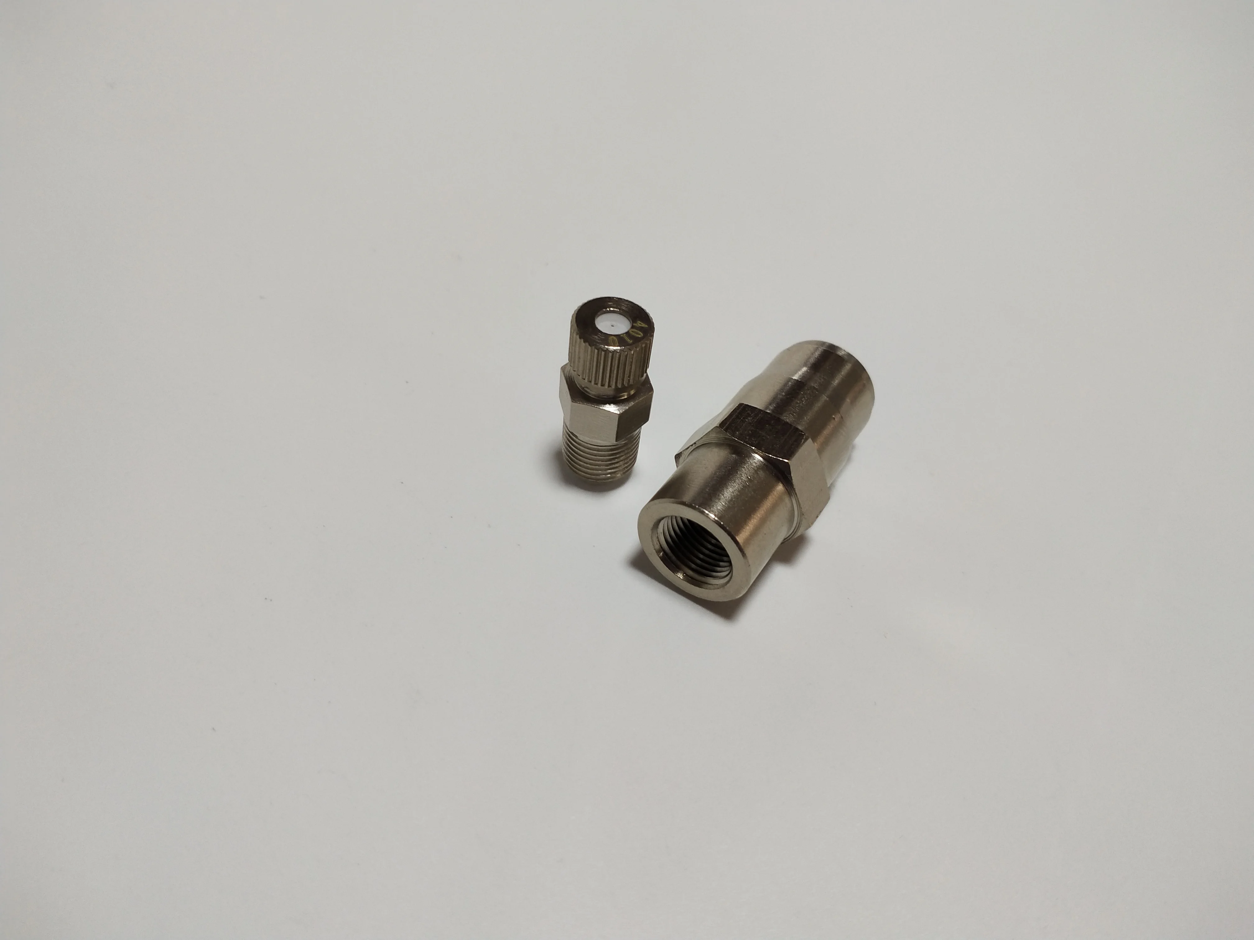 1/8' Quick Connect Couplings mount nozzle