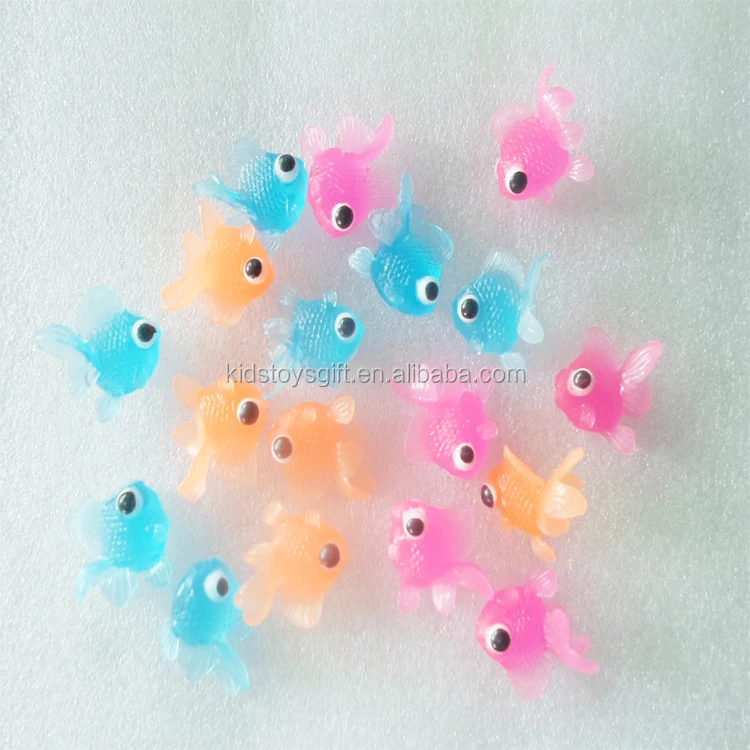 crazy high quality Floating small goldfish capsule toy