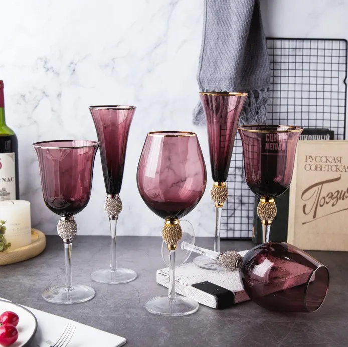 Raymond Luxury Red Wine Color Set Diamond-Studded Wine Glasses Handmade Modern European Design Customizable Outdoor Indoor Use