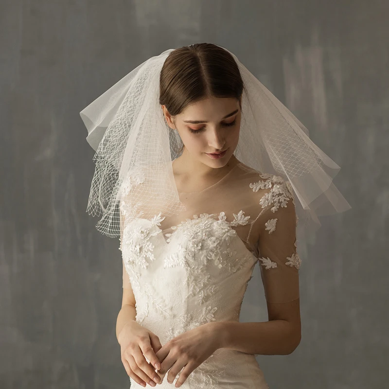 V623 New Fashion Multi layers short beaded bridal veil organza bridal cathedral wedding veil with veil comb
