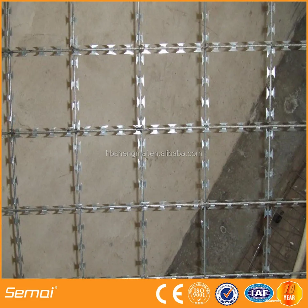 
China supplier razor barbed wire / concertina razor wire price 