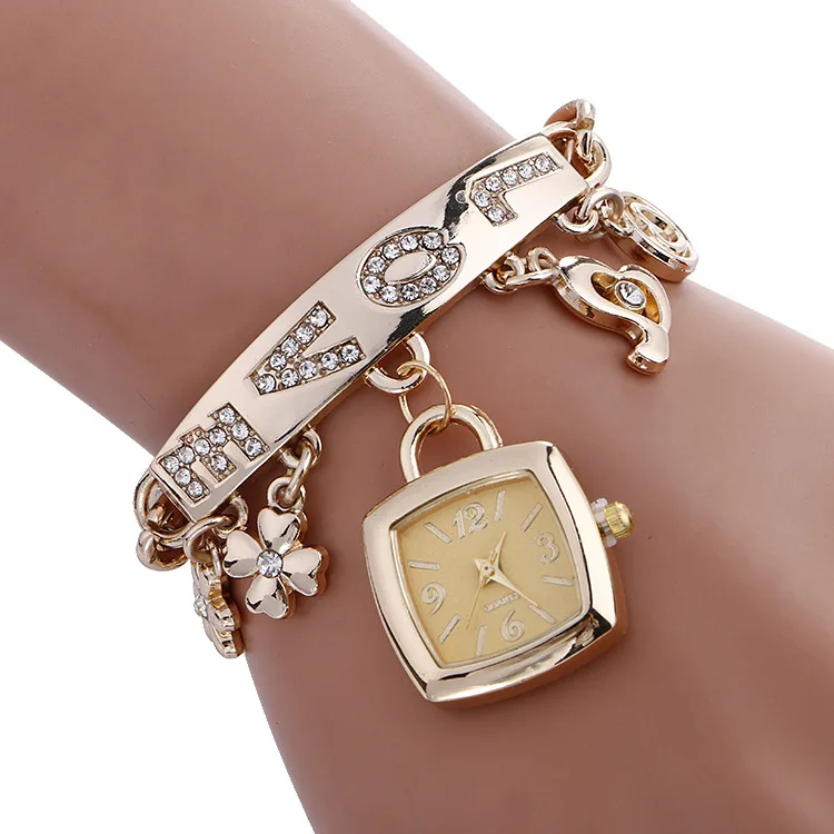 
Hot Fashion Alloy Diamond Pendant Bracelet Watch High-end Ladies Quartz Watch Fashion Women Watch 