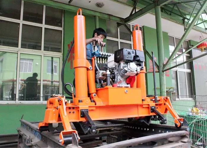 YQBJ-300*200II Design rail equipment affordable hydraulic Rail lifting and lining machine