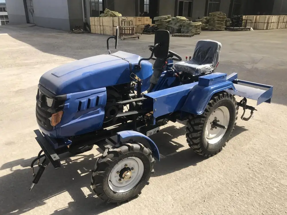 Agricultural four wheel tractor