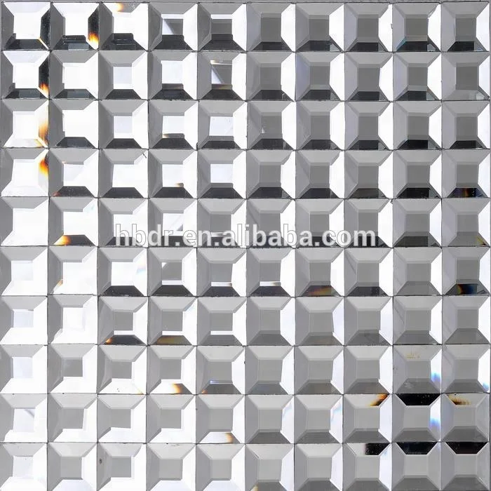 Photoluminescent glass tile for luminous Swimming pool tile