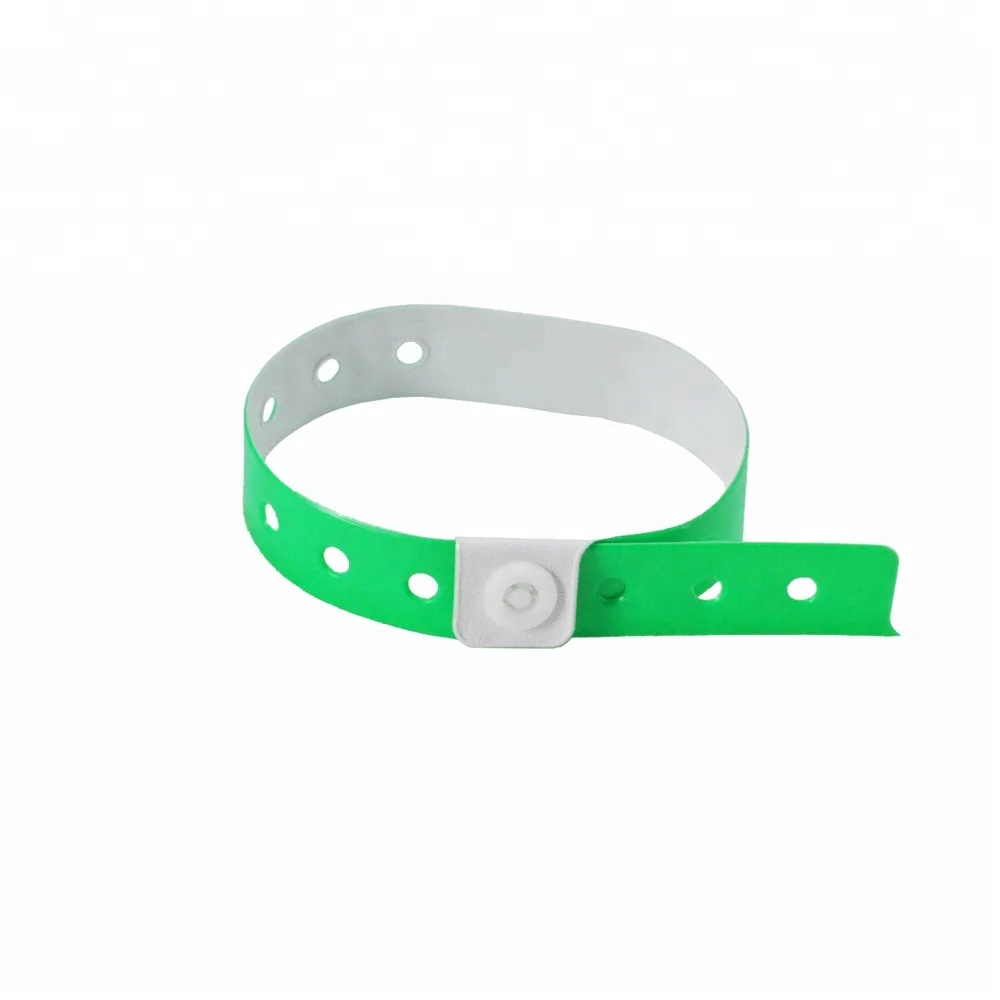 Hot trend 250x16mm L-shape lockable PVC wristband for function