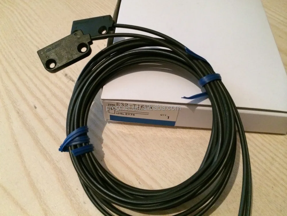 OMRON Optical Fiber Sensor E32-T16PR