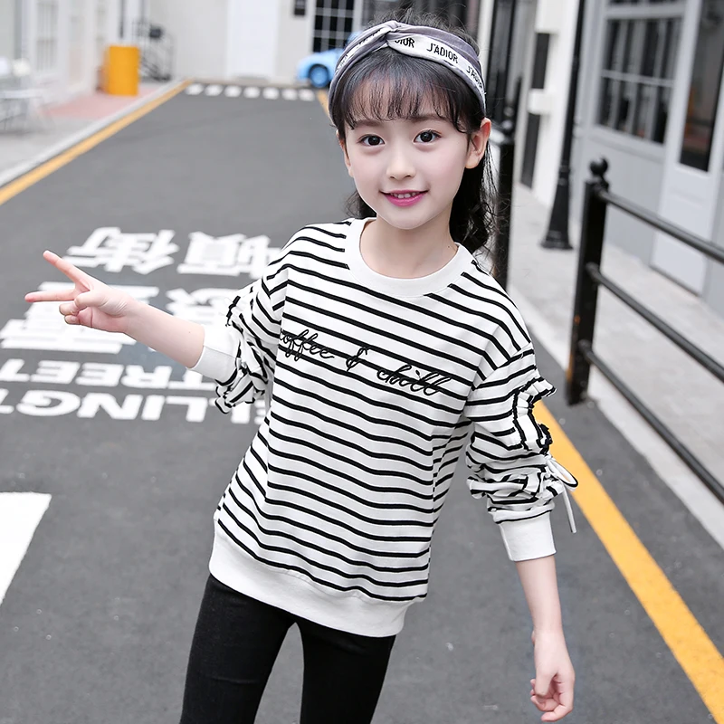 
Cotton Fabric Girls Boutique Long Sleeve T-shirt Embroidered Lace Kids Hoodies 