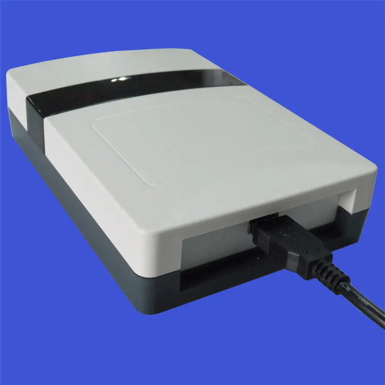 Multiple Protocol desktop UHF RFID Reader