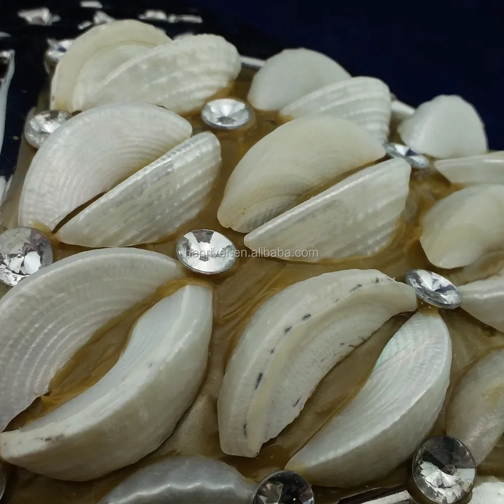 2014 ceramics vase with shell