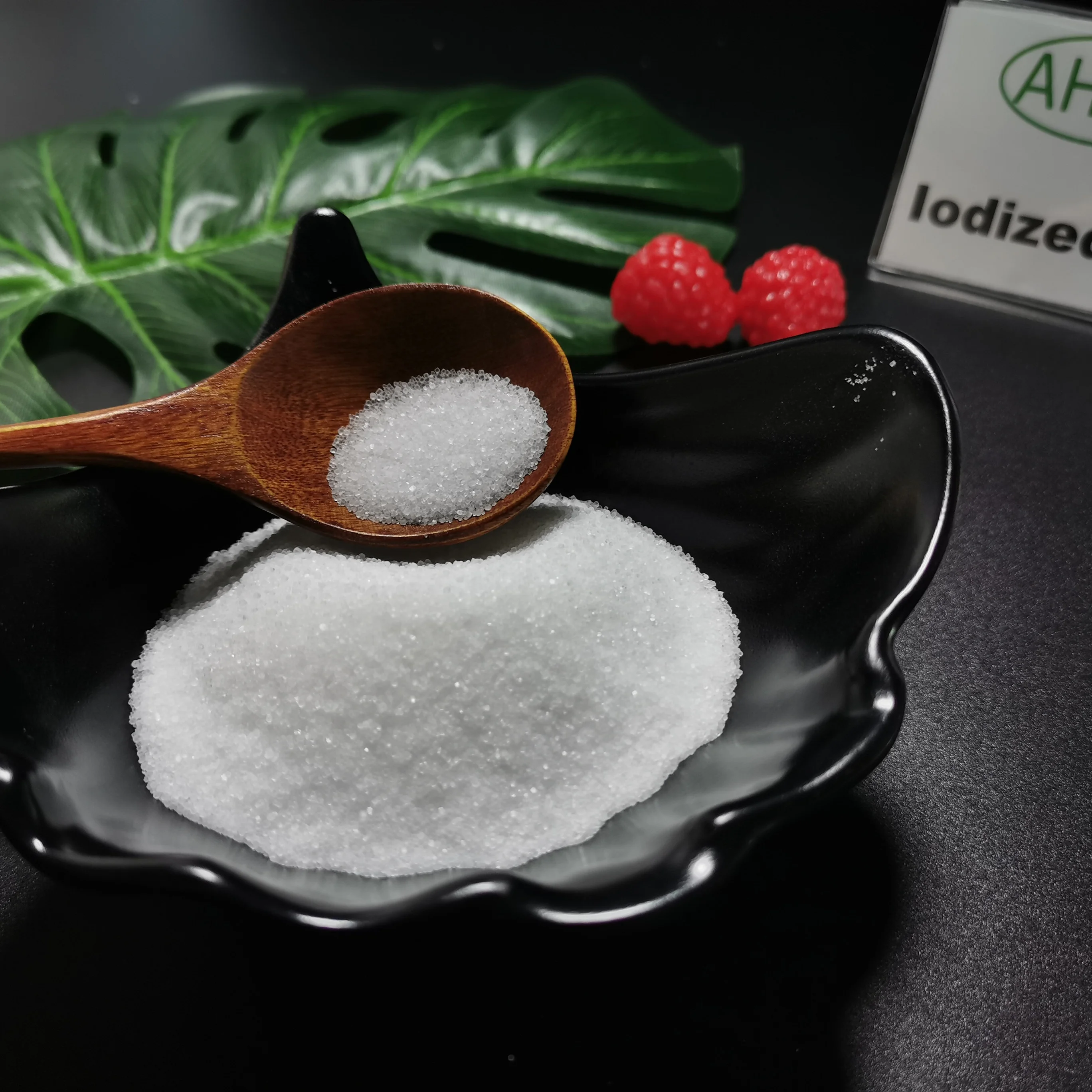 Variety salt product supplier refined salt raw salt in China