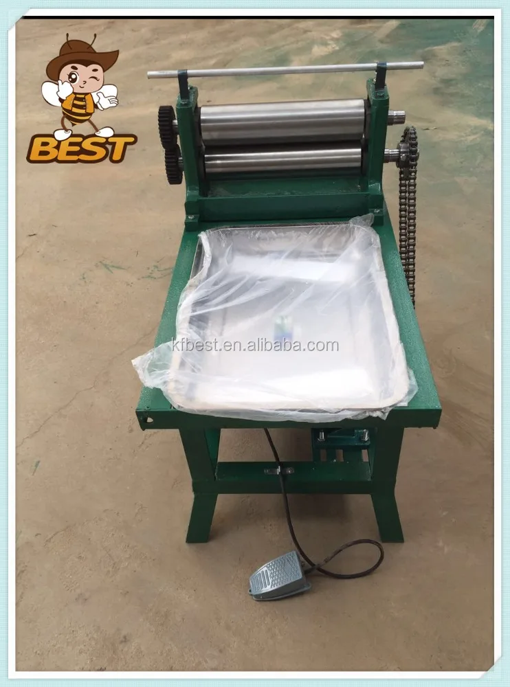 Best quality Beekeeping equipment bees wax roller / electric beeswax foundation machine