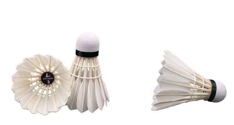 Hot selling in Malaysia 3 layers cork head goose feather shuttlecock badminton for training