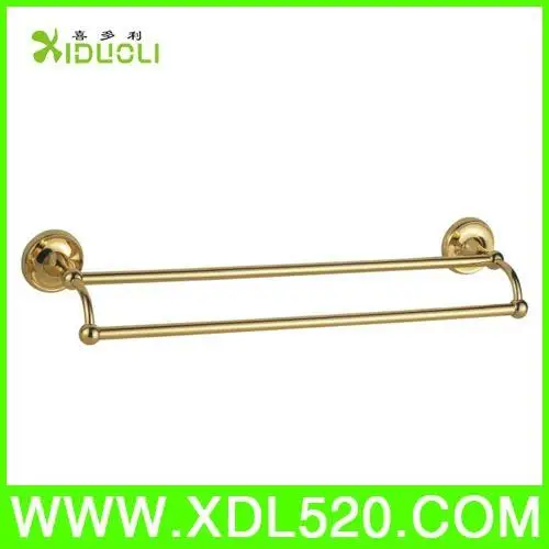 ванной комнаты золотой махровое полотенце бар