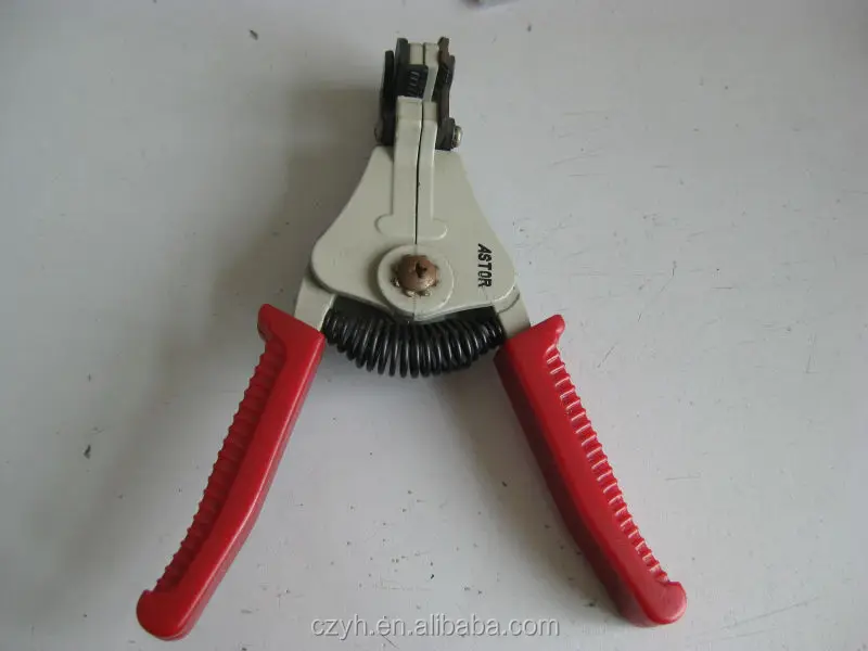 Blade Automatic Multi-Function Wire Stripper