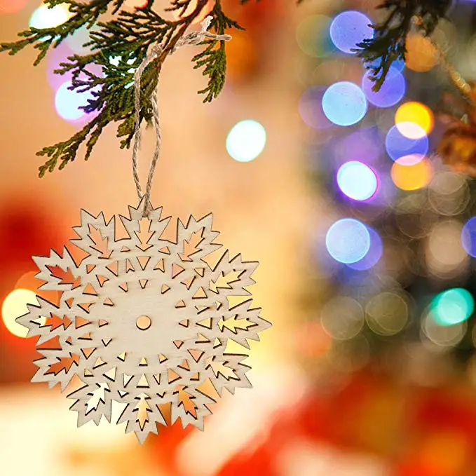 Wholesale Christmas Ornaments Snowflakes Wooden Laser Engraving Decorations
