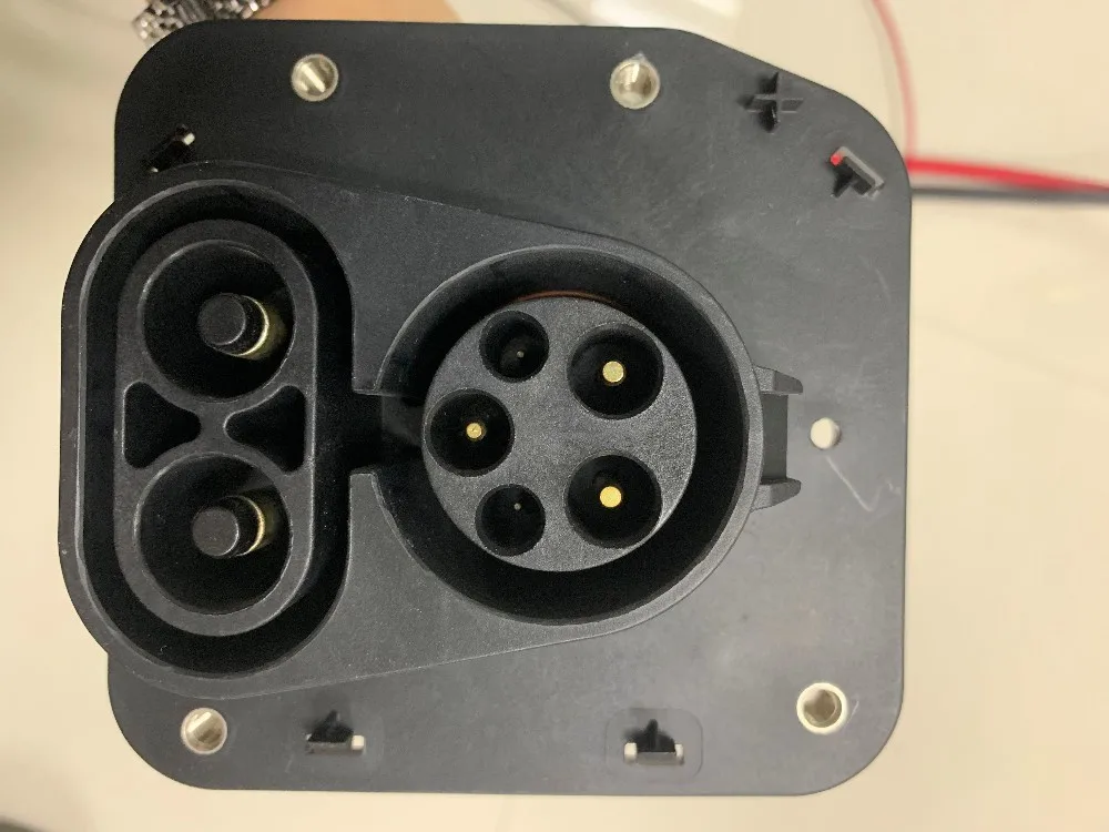 Duosida iec 62196-3 200A 120kw DC CCS1 ev charging socket with CE certification for the electric vehicle