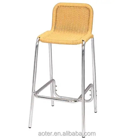 Мебель из ротанга стул для бара