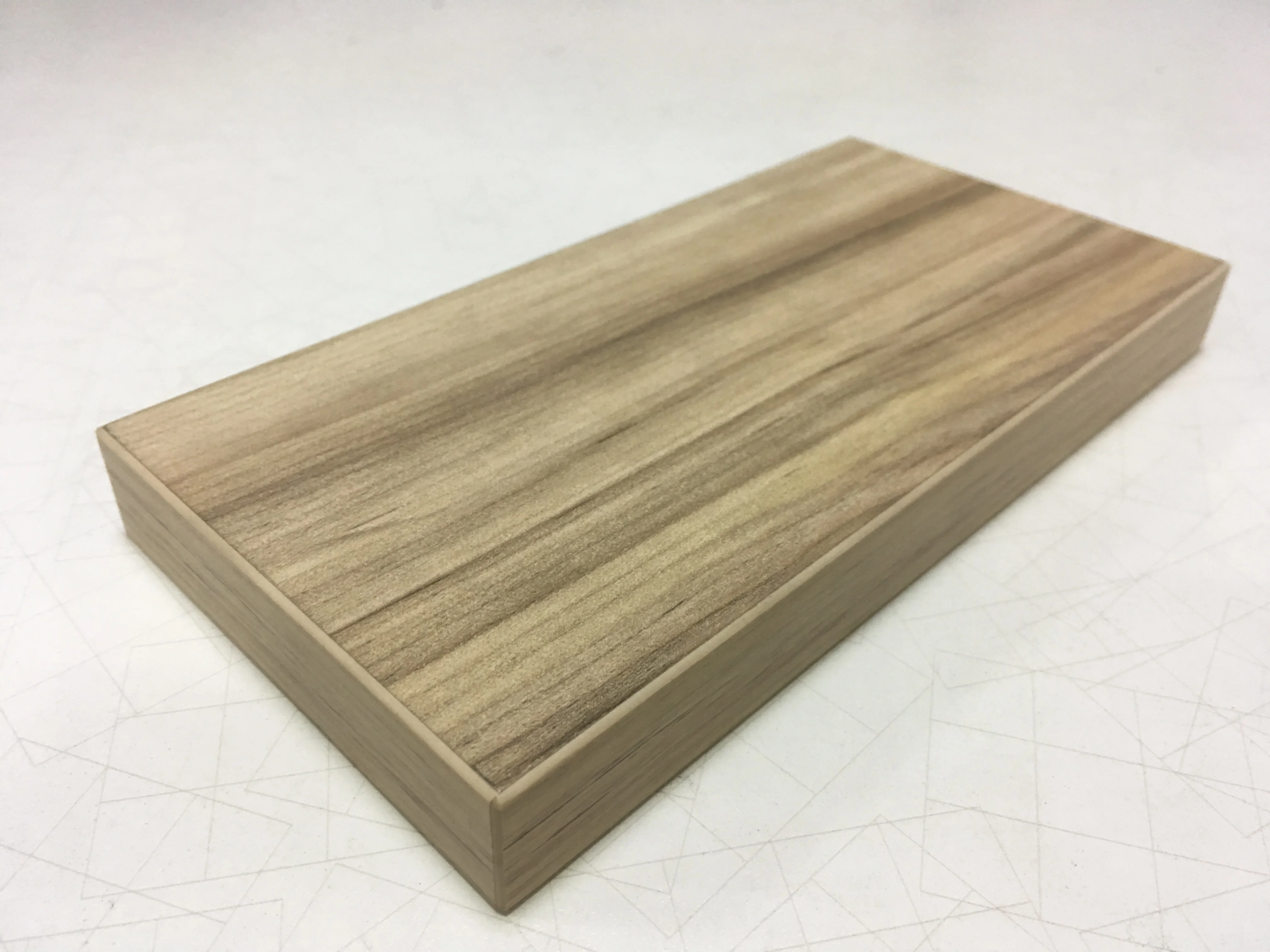 
18mm E0 Hdf Surface Customized Walnut Veneer Decoration Furniture Grade Melamine Plywood 