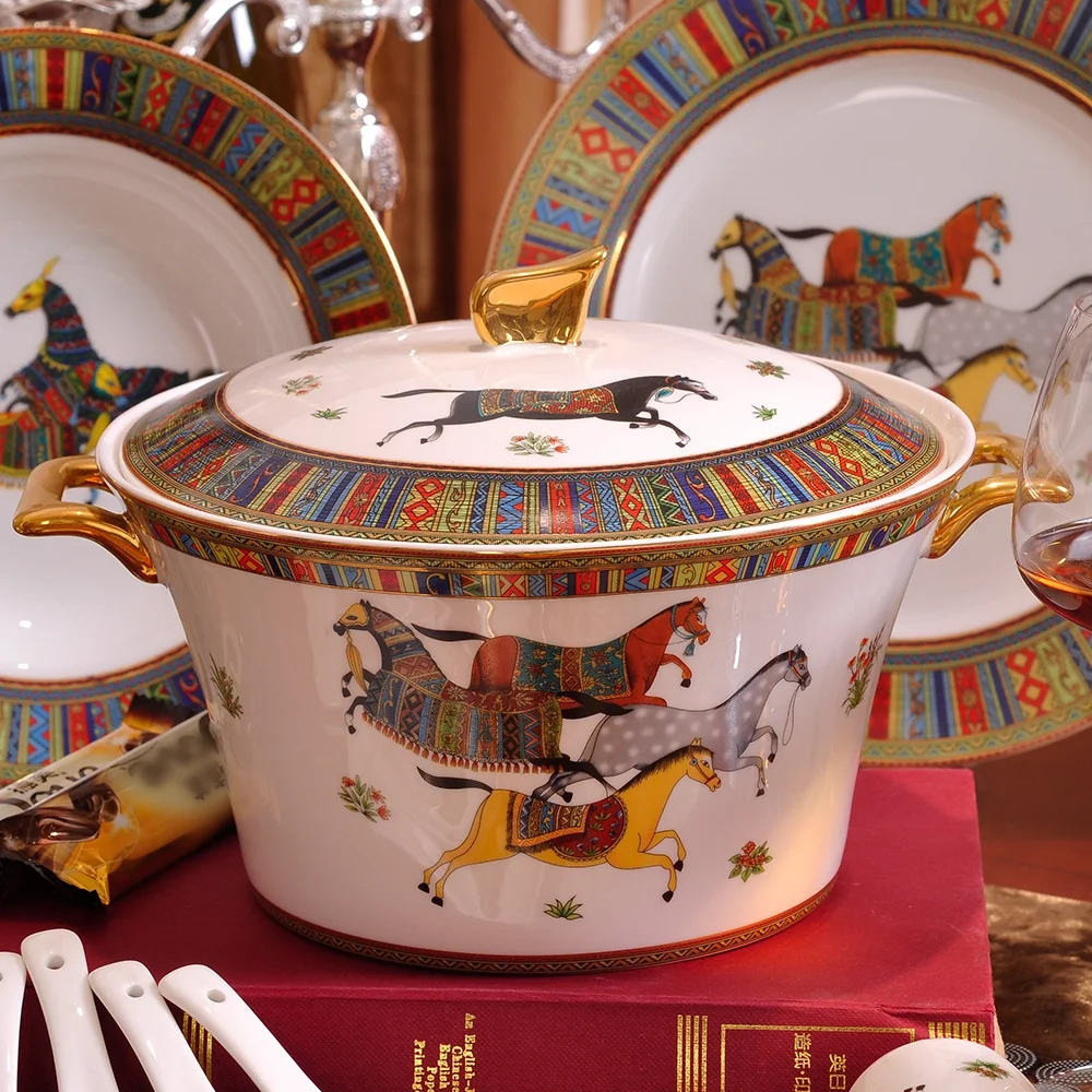 
Luxury Dinner Sets Fine Bone China Dinnerware Sets Gold Rim Porcelain Dinner Sets 