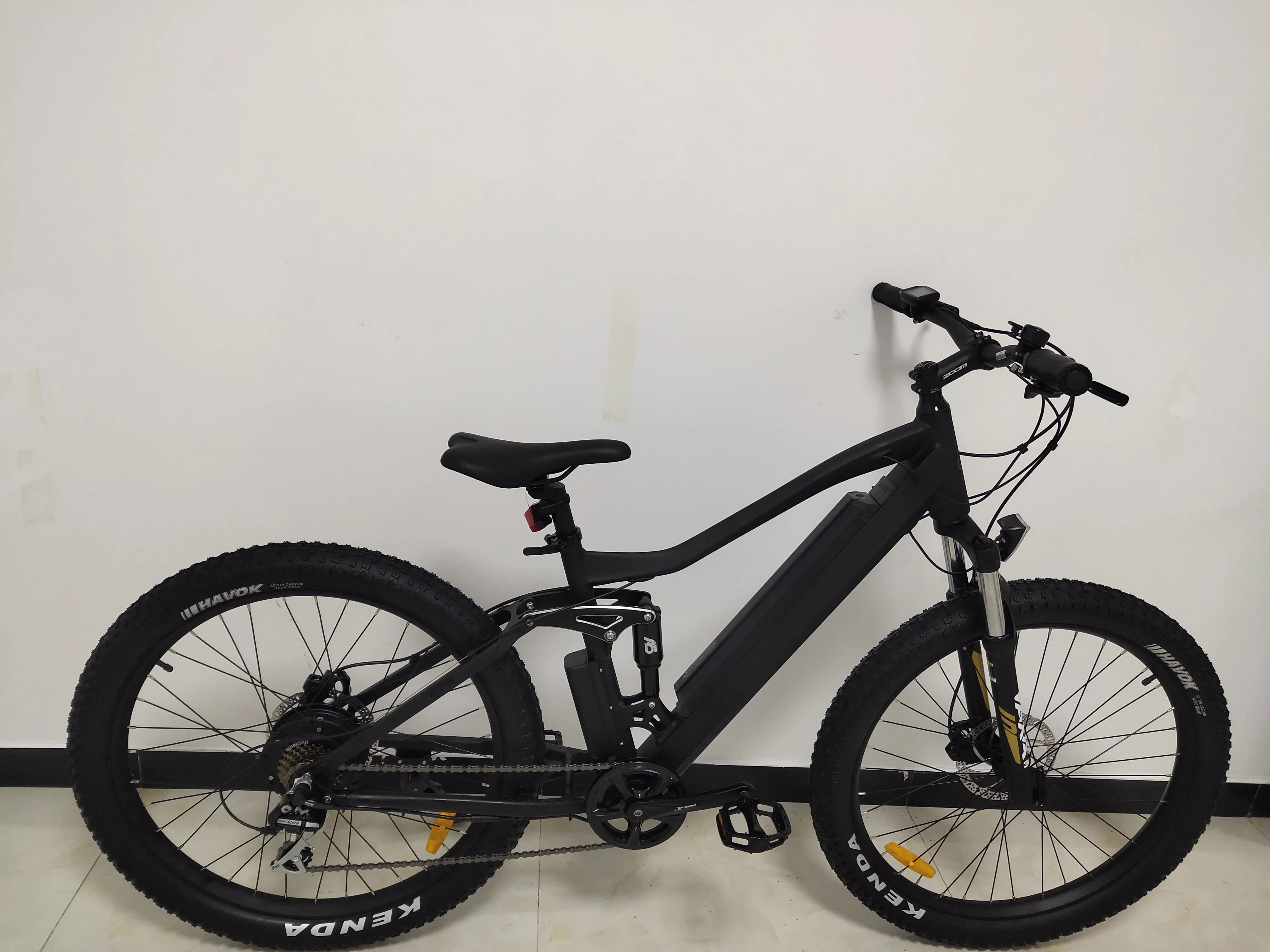 PETRIGO Factory Directly New Designs Battery Fat Tire Sport Downhill Mountain Electric Bike Electric Bike