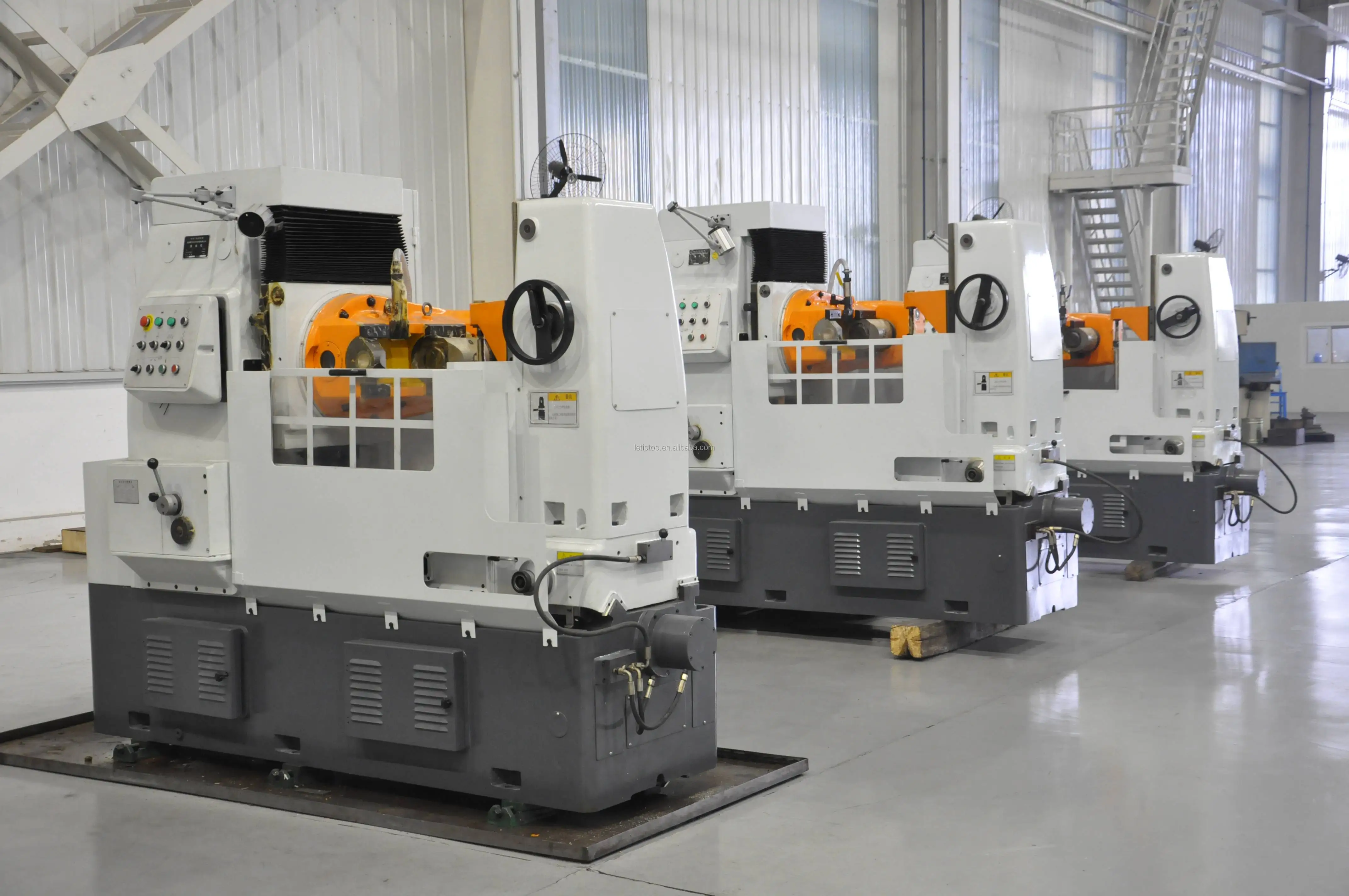 Хорошая цена на фрезерный станок с ЧПУ