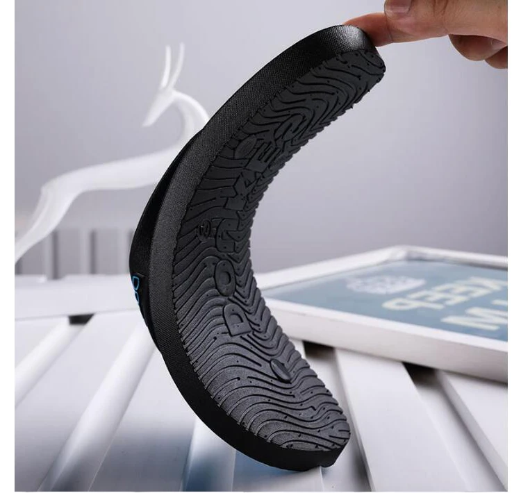 Custom Summer High quality  Wholesale male s slippers Design beach flip flops for men