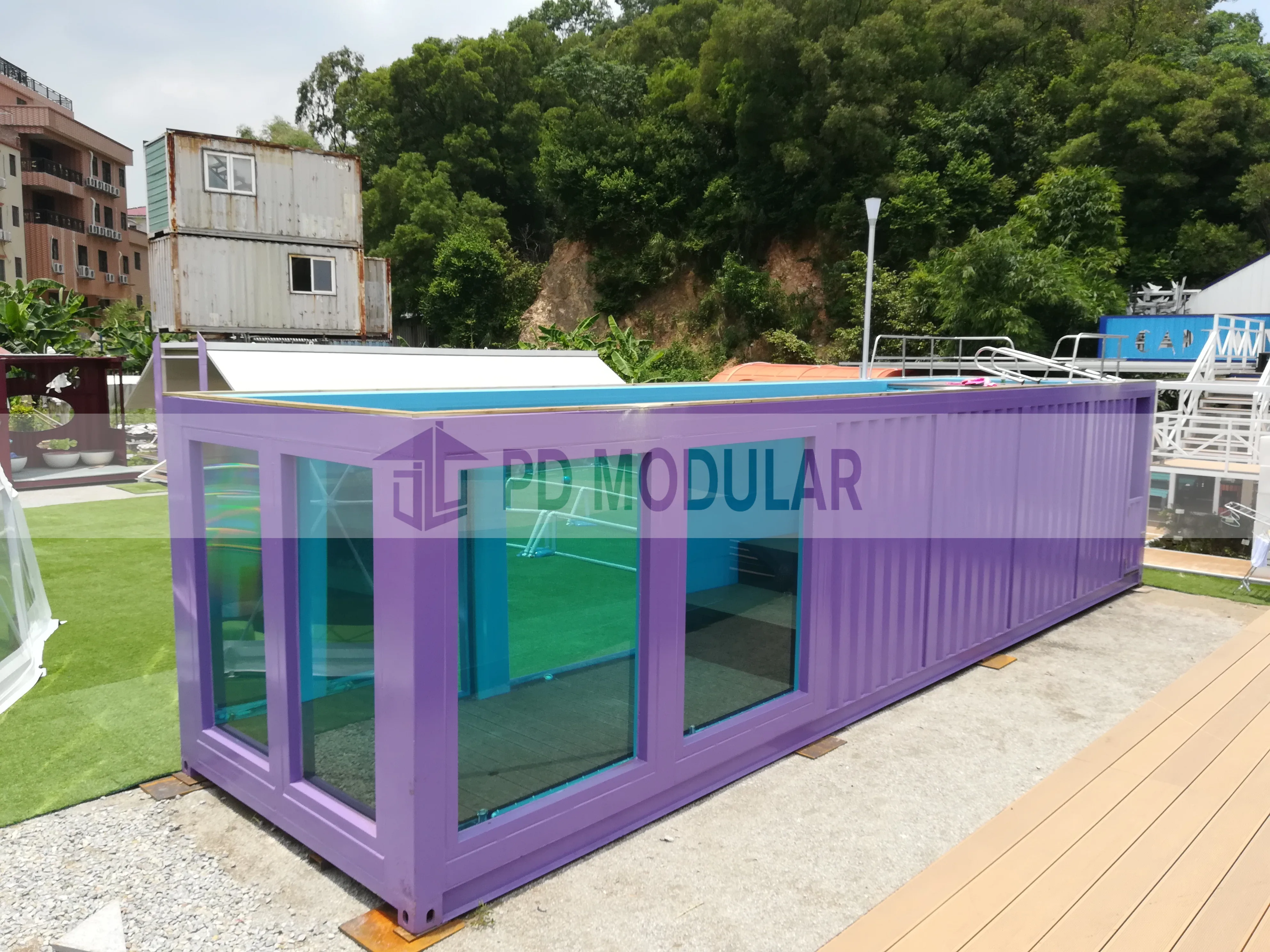 2019 Hot Sale Prefab Modern Luxury High-Quality Factory Price Portable Swimming Pools with Glasses