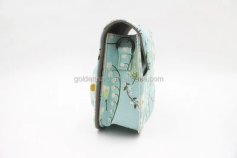 
Fujifilm Instax Mini 8/Mini 9 Camera Chrysanthemum Case 
