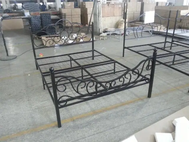 Metal Queen Bed Simple Modern Double Bed Double Antique brass self-lock slat metal bed Q007