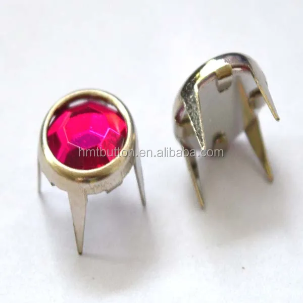 Diamond, с металлическими заклепками;