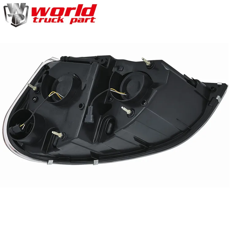 Freightliner Cascadia Truck Headlight Head Lamp as Aftermarket Truck Parts with Stock in US