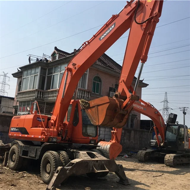 
Used Doosan excavator 210W-7 secondhand wheel excavator in working condition 