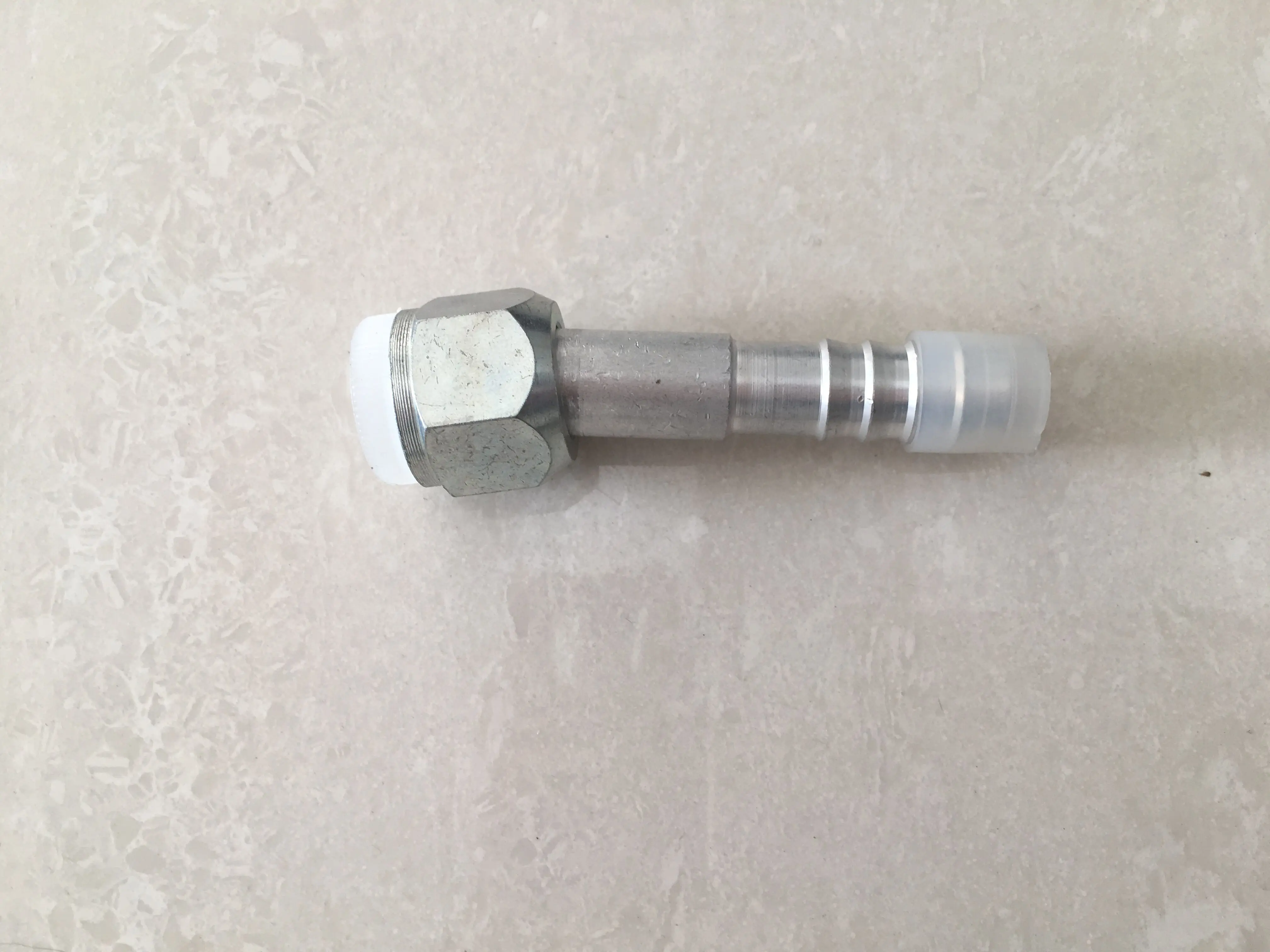 Aluminum air conditioning hose fitting